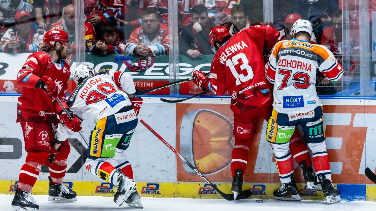 HC DYNAMO PARDUBICE Reportáž ze zápasu Dynamo Pardubice Oceláři